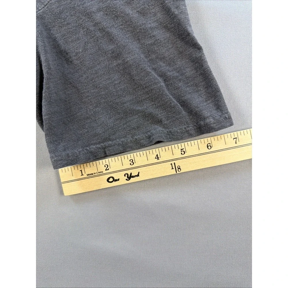Champion Men's Medium Gray T-Shirt New York 1919 Graphic Short Sleeve Athletic T - Picture 8 of 9